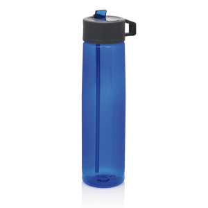 Tritan, boca sa slamkom i kukicom za nošenje, kapaciteta od  750 ml i  bez  BPA,